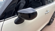 MINI Hatchback 2.0 Cooper S Exclusive 3dr Auto Petrol Hatchback